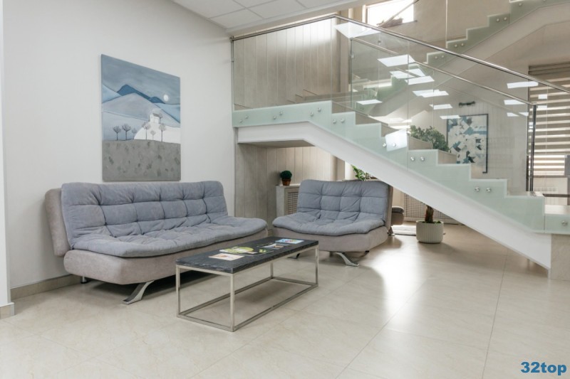 DR. POLUYEV DENTAL CLINIC (ДОКТОР ПОЛУЕВ ДЕНТАЛ КЛИНИК)