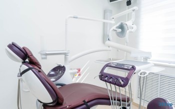 Сеть стоматологических клиник DOCTOR DENT (ДОКТОР ДЕНТ) на Женис