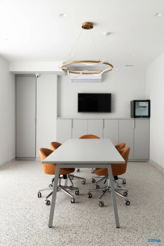 Стоматологическая клиника WHITESTORY (ВАЙТСТОРИ)