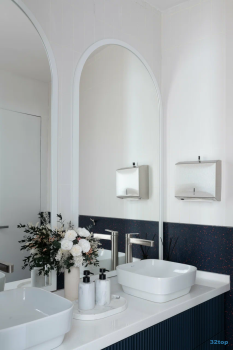 Стоматологическая клиника WHITESTORY (ВАЙТСТОРИ)